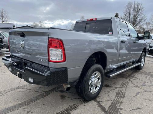 2023 RAM 2500 Tradesman Crew Cab 4x4 6'4' Box