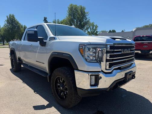 SILVER 2020 GMC Sierra 2500 SLT