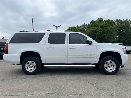 2013 Chevrolet Suburban 1500 LS