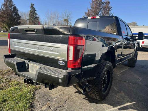 2022 Ford F-250 Platinum