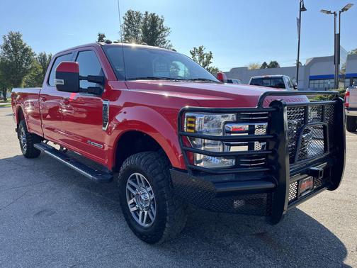 RED 2018 Ford F-350 Lariat