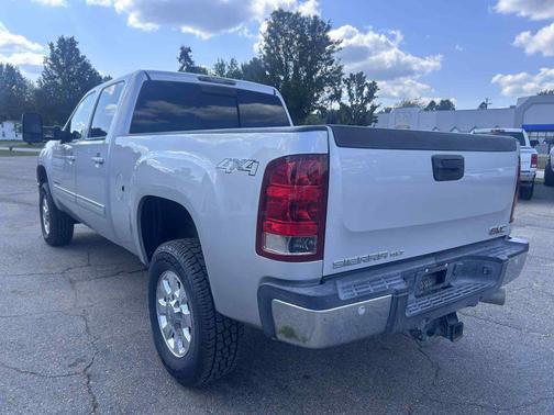 2011 GMC Sierra 2500 SLT