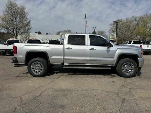 Quicksilver Metallic 2018 GMC Sierra 2500 Denali