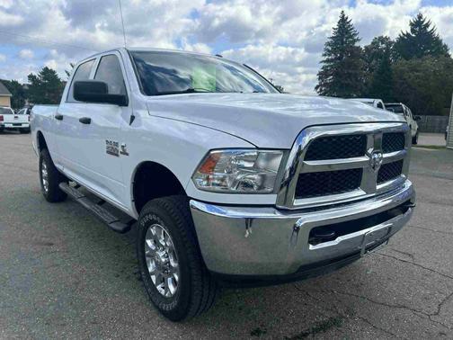 2018 RAM 2500 Tradesman Crew Cab 4x4 6'4' Box
