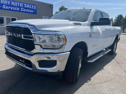 2021 RAM 2500 Big Horn Crew Cab 4x4 6'4' Box