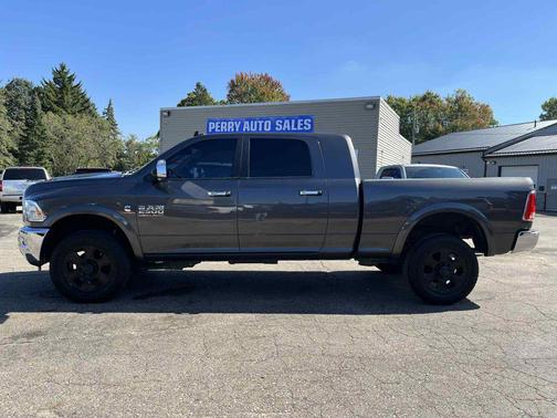 2018 RAM 2500 Laramie Mega Cab 4x4 6'4' Box