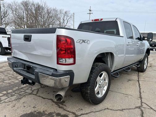 2011 GMC Sierra 2500 SLT