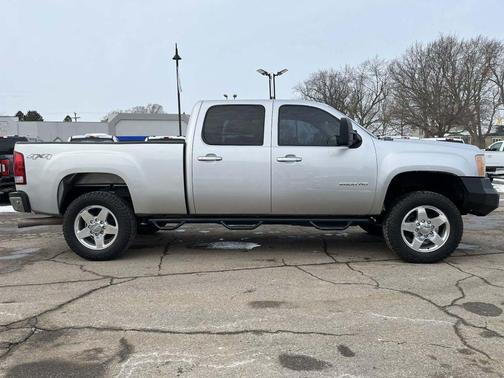 2011 GMC Sierra 2500 SLT