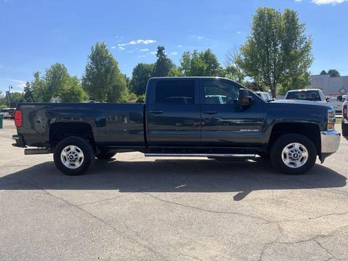 GREY 2017 Chevrolet Silverado 2500 LT