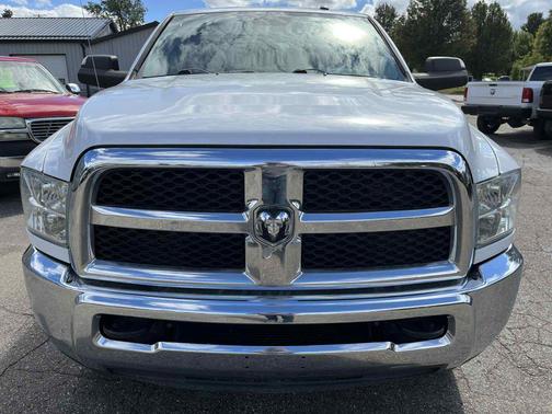 2018 RAM 2500 Tradesman Crew Cab 4x4 6'4' Box