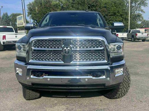 2018 RAM 2500 Laramie Mega Cab 4x4 6'4' Box