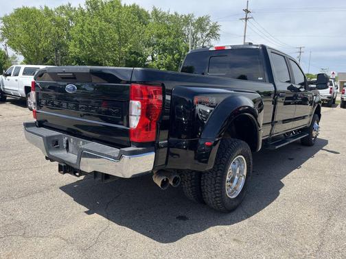 Agate Black Metallic 2022 Ford F-350 XL