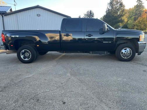 2011 Chevrolet Silverado 3500 LT