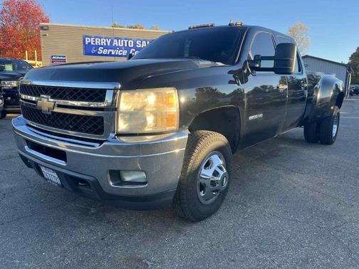 2011 Chevrolet Silverado 3500 LT