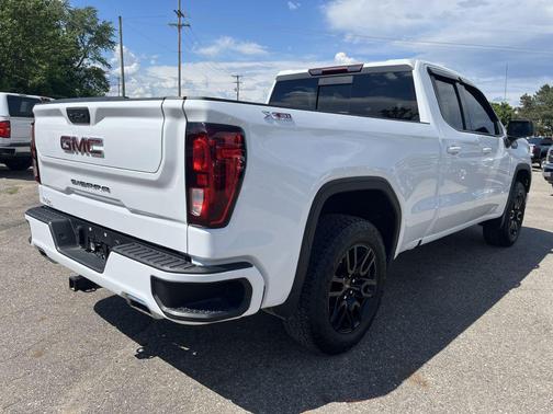 Summit White 2022 GMC Sierra 1500 Elevation
