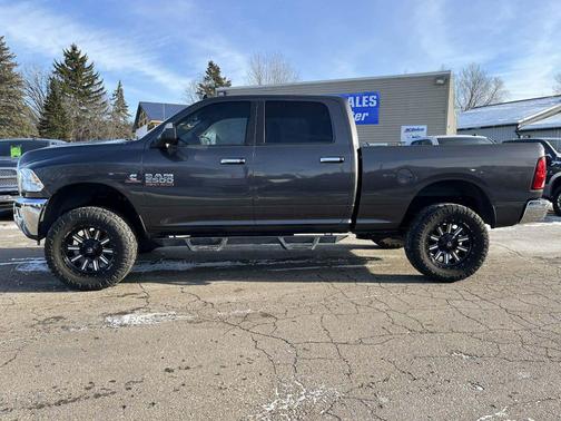 2018 RAM 2500 Big Horn Crew Cab 4x4 6'4' Box
