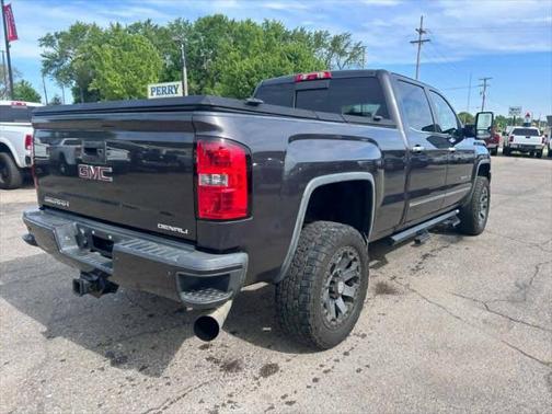 2015 GMC Sierra 2500 Denali