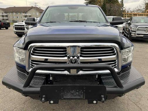 2017 RAM 2500 Big Horn Crew Cab 4x4 8' Box