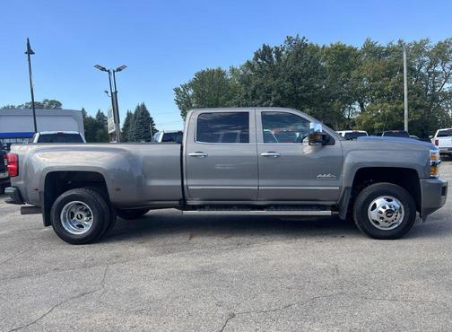 GREY 2017 Chevrolet Silverado 3500 High Country
