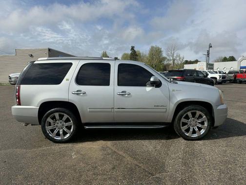 Pure Silver Metallic 2011 GMC Yukon Hybrid Denali