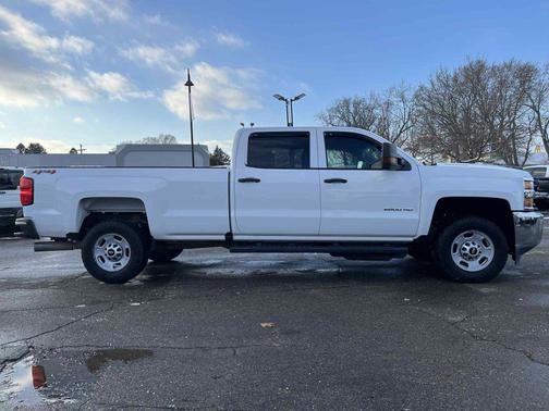 2019 Chevrolet Silverado 2500 WT
