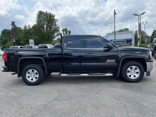 2017 GMC Sierra 1500 SLE