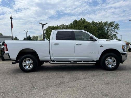 2019 RAM 2500 Big Horn Crew Cab 4x4 6'4' Box