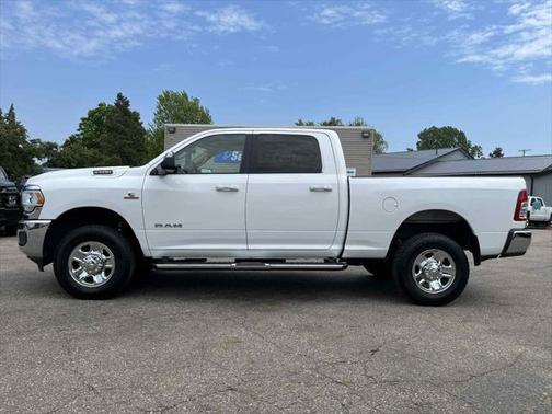 2019 RAM 2500 Big Horn Crew Cab 4x4 6'4' Box