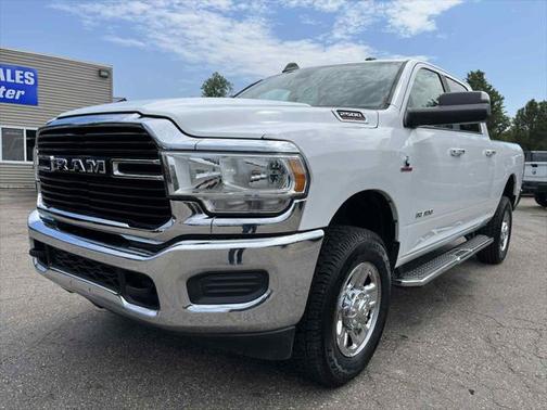 2019 RAM 2500 Big Horn Crew Cab 4x4 6'4' Box