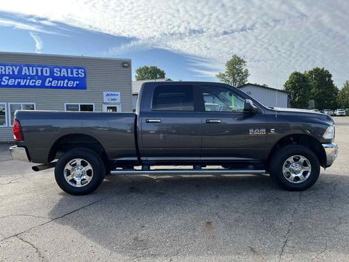 2018 RAM 2500 Big Horn Crew Cab 4x4 6'4' Box
