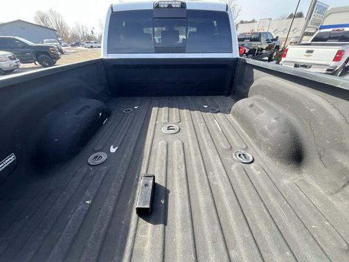 2017 RAM 2500 Laramie Mega Cab 4x4 6'4' Box