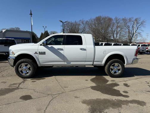 2017 RAM 2500 Laramie Mega Cab 4x4 6'4' Box