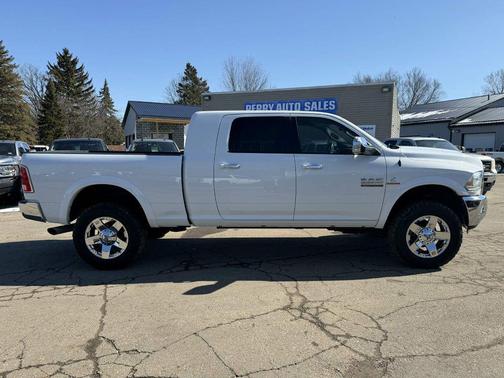 2017 RAM 2500 Laramie Mega Cab 4x4 6'4' Box