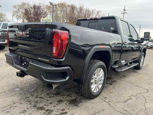 2022 GMC Sierra 2500 Denali