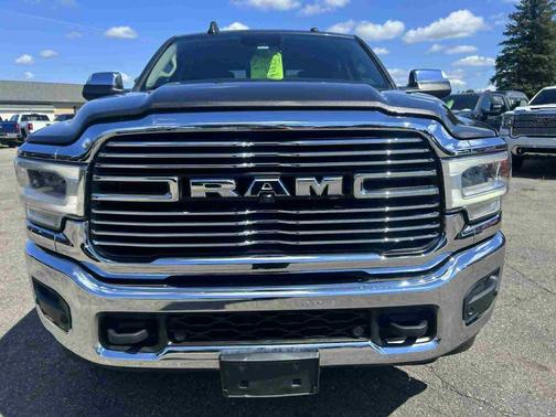 2021 RAM 2500 Laramie Crew Cab 4x4 6'4' Box