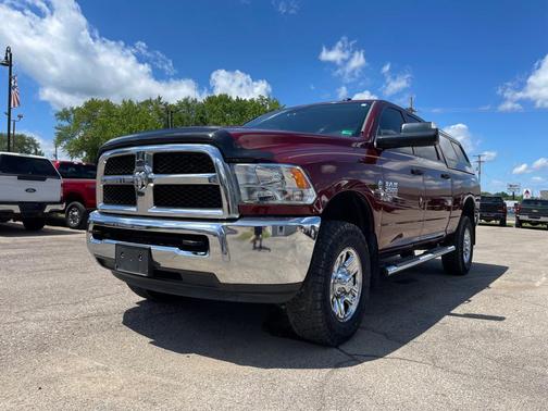 Delmonico Red Pearlcoat 2018 RAM 2500 Tradesman Crew Cab 4x4 6'4' Box