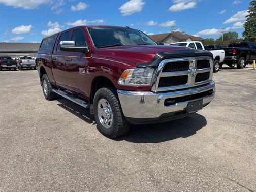 Delmonico Red Pearlcoat 2018 RAM 2500 Tradesman Crew Cab 4x4 6'4' Box