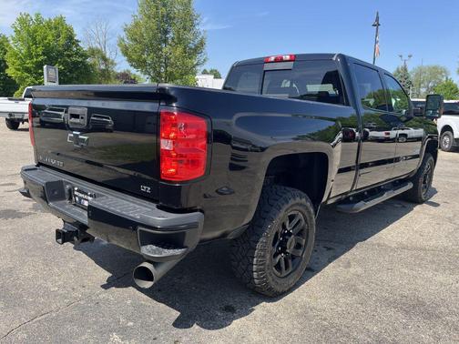 BLACK 2019 Chevrolet Silverado 2500 LTZ