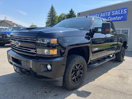 BLACK 2019 Chevrolet Silverado 2500 LTZ