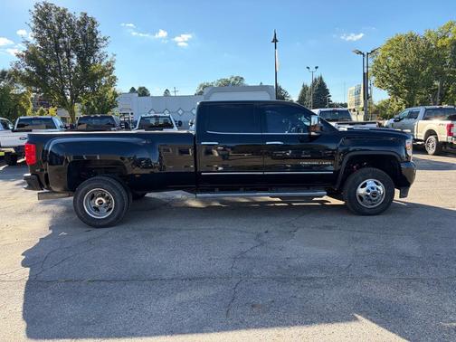 BLACK 2019 GMC Sierra 3500 Denali