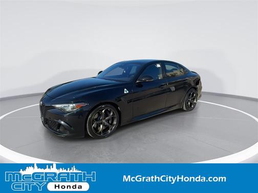 2022 Alfa Romeo Giulia Quadrifoglio