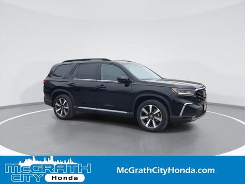 2025 Honda Pilot Touring 8-Passenger