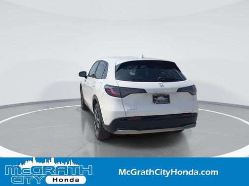 Platinum White Pearl 2026 Honda HR-V EX-L