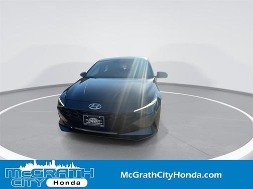 2022 Hyundai ELANTRA SEL
