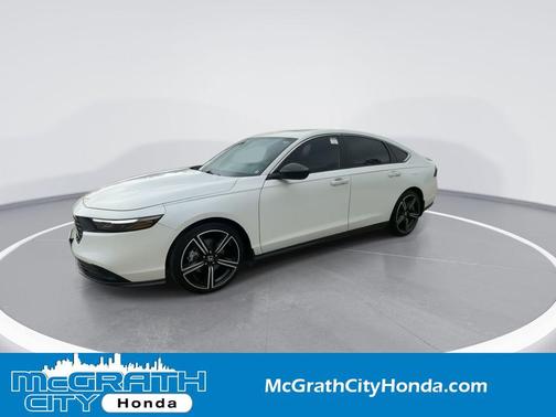 Platinum White Pearl 2023 Honda Accord Hybrid Sport
