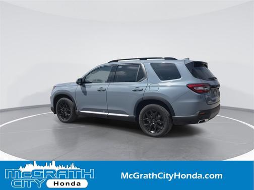 2025 Honda Pilot Touring 8-Passenger