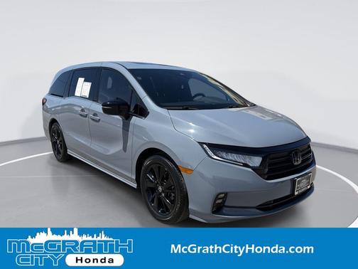 Sonic Gray Pearl 2023 Honda Odyssey Sport