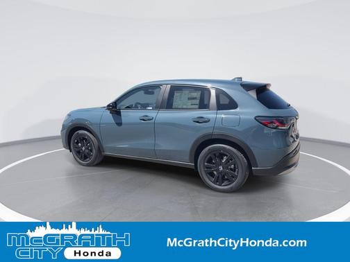 Nordic Forest Pearl 2026 Honda HR-V Sport