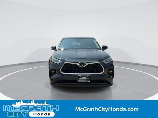 2020 Toyota Highlander LE