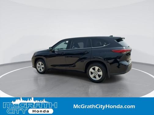 2020 Toyota Highlander LE